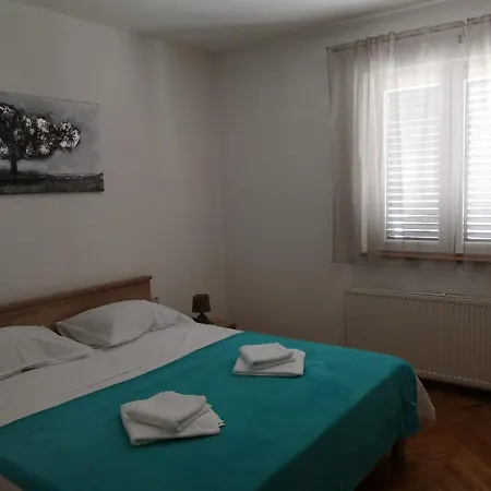 Vacation House Anita * Donji Zemunik