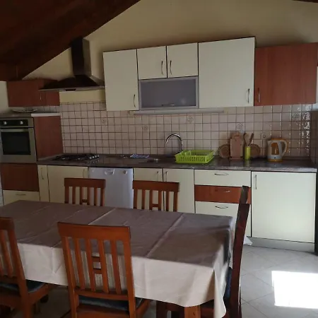 Vacation House Anita Donji Zemunik