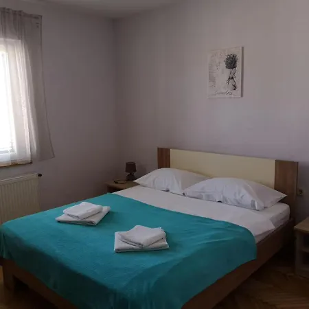 Vacation House Anita * Donji Zemunik