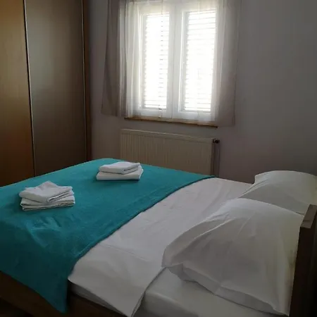 Vacation House Anita Vakantiehuis Donji Zemunik