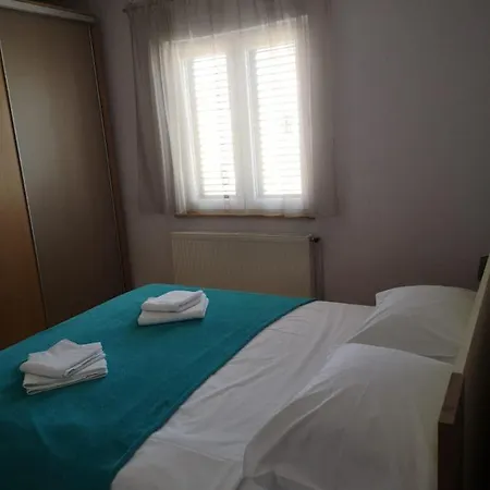 Vacation House Anita Vakantiehuis *