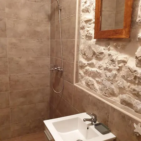 Vacation House Anita Donji Zemunik